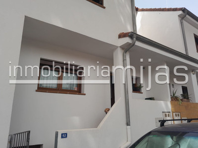 Townhouse for sale in Las Lagunas