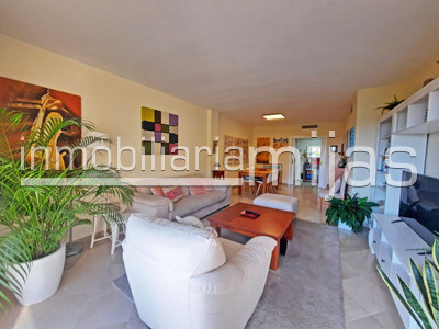 nameimg-Apartamento-Planta-Media-Apartamento-de-lujo-en-venta-Calahonda-R4417894_mijas-9