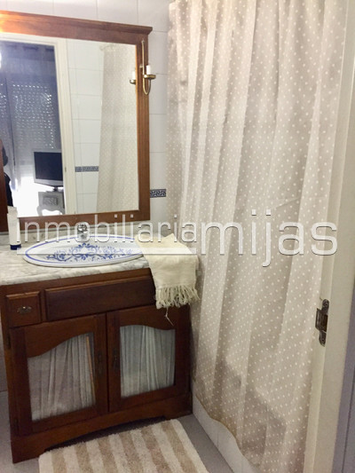 nameimg-Apartamento-Planta-Media-Apartamento-de-lujo-en-venta-Las-Lagunas-R3810403_mijas-3