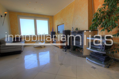 nameimg-Apartamento-Planta-Media-Apartamento-de-lujo-en-venta-Mijas-R4083457_mijas-3
